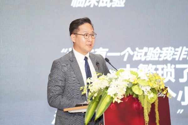 陈劲豪.jpg